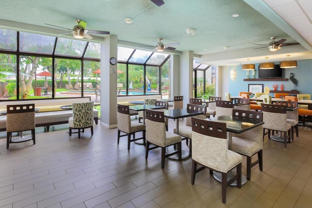 Hampton Inn Ft. Lauderdale-Cypress Creek Fort Lauderdale Zewnętrze zdjęcie