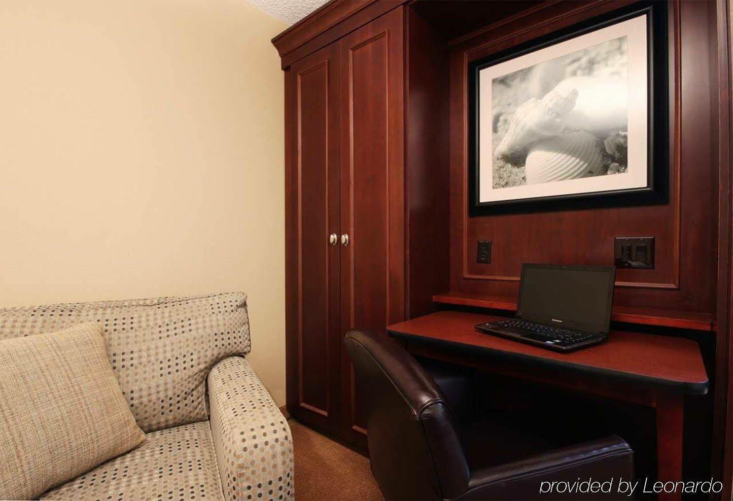 Hampton Inn Ft. Lauderdale-Cypress Creek Fort Lauderdale Zewnętrze zdjęcie